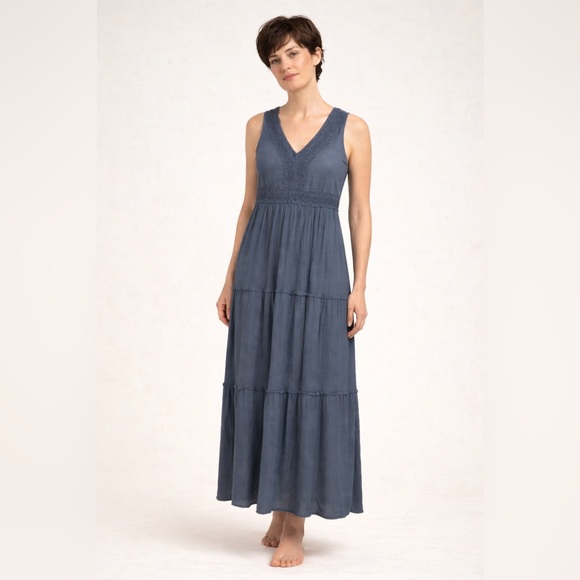 Rebellion Dresses & Skirts - Rebellion Blue Sleeveless V-Neck Maxi Sundress